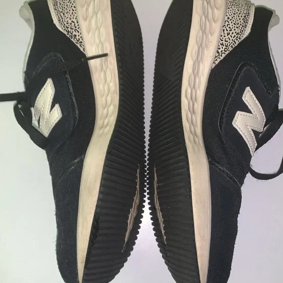 New Balance Athletic sneakers size 8 - Picture 6 of 12